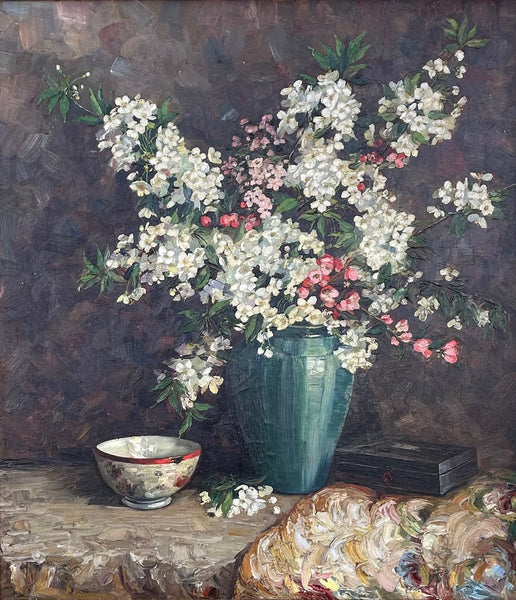 Kirschblüten in Vase